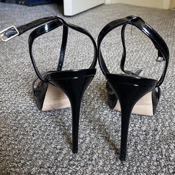 Nine West Zadie size 11 patent black platform sandal - Picture 4 of 6